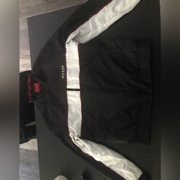 Guess Jacket - Picture 2 of 2